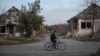 "После того как из Херсона начали отвод тяжелой техники, тяжелого вооружения, говорить о том, что его будут удерживать, было бы бессмысленно"