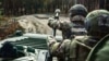 "Чувство, что мы не военные, а рабы". Российские мобилизованные жалуются на усталость от войны
