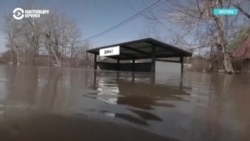 Оренбург уходит под воду. Уровень воды в реке Урал превысил критическую отметку Оренбург уходит под воду. Уровень воды в реке Урал превысил критическую отметку
