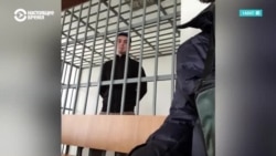 Обращение чеченца Мансура Мовлаева к суду в Кыргызстане: "Готов хоть на 10 лет сесть здесь в тюрьму, чтобы сохранить свою жизнь" Обращение чеченца Мансура Мовлаева к суду в Кыргызстане: "Готов хоть на 10 лет сесть здесь в тюрьму, чтобы сохранить свою жизнь"