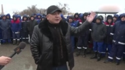"Вы пытаетесь запугать наших мужчин!" В казахстанском Жетыбае продолжают бастовать нефтяники, что происходит в селе? "Вы пытаетесь запугать наших мужчин!" В казахстанском Жетыбае продолжают бастовать нефтяники, что происходит в селе?