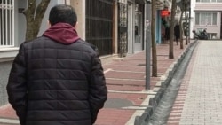 Жизнь мигранта из Туркменистана в Турции: "Не могу легализоваться. Приходится искать низкооплачиваемую работу" Жизнь мигранта из Туркменистана в Турции: "Не могу легализоваться. Приходится искать низкооплачиваемую работу"