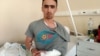 Студент из Таджикистана рассказывает, как ему сломали руку полицейские в Москве