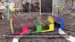 Жители Киева показывают последствия удара России по городу: "Посекло хорошо: от пояса до низа, руки" Жители Киева показывают последствия удара России по городу: "Посекло хорошо: от пояса до низа, руки"