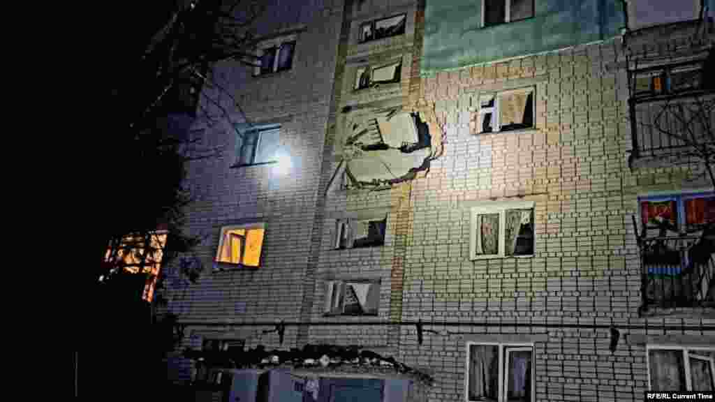 Жилой дом в Никопольском районе Днепропетровской области после ракетного удара войск РФ, 8 января 2024 года