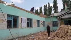 В Таджикистане родители самостоятельно ремонтируют и достраивают школы для своих детей В Таджикистане родители самостоятельно ремонтируют и достраивают школы для своих детей