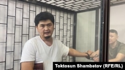 Адилет Али Мыктыбек (Балтабай) в зале суда