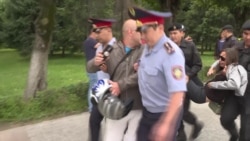 В Казахстане продолжаются задержания протестующих против результатов выборов В Казахстане продолжаются задержания протестующих против результатов выборов