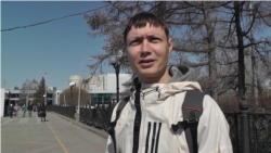 "Не на тех телеграм-каналах сидят. Уверяют, что мы вторглись в их города, бомбим и убиваем". Жители Смоленска о родственниках из Украины
 "Не на тех телеграм-каналах сидят. Уверяют, что мы вторглись в их города, бомбим и убиваем". Жители Смоленска о родственниках из Украины