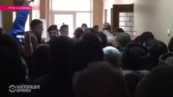В Крыму продолжаются суды над крымскими татарами - участниками митинга 26 февраля 2014 года у Верховсного Совета полуострова В Крыму продолжаются суды над крымскими татарами - участниками митинга 26 февраля 2014 года у Верховсного Совета полуострова