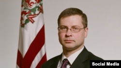 Валдис Домбровкис