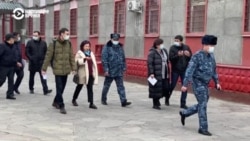 "Он не террорист". Что говорят родственники задержанных в Алматы "Он не террорист". Что говорят родственники задержанных в Алматы