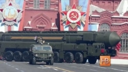 Готов ли Путин нажать на красную кнопку? Готов ли Путин нажать на красную кнопку?