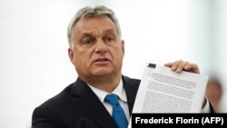 Премьер Венгрии Виктор Орбан в Европарламенте