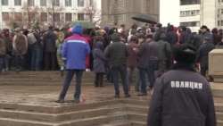 Митинги в Казахстане после похорон активиста, погибшего в СИЗО Митинги в Казахстане после похорон активиста, погибшего в СИЗО