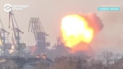 В Бердянске потопили российский военный корабль В Бердянске потопили российский военный корабль