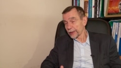 "Не могу ничего не делать, когда ко мне приезжают со всей страны". Лев Пономарев о ликвидации организации "За права человека" "Не могу ничего не делать, когда ко мне приезжают со всей страны". Лев Пономарев о ликвидации организации "За права человека"