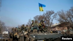 Украинские войска в окрестностях Дебальцево