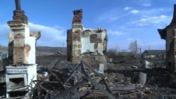 В Забайкалье жители уничтоженных огнем сел ждут компенсаций В Забайкалье жители уничтоженных огнем сел ждут компенсаций
