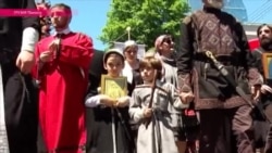 "Семья – это маленькая церковь": по Тбилиси прошли маршем сторонники традиционных ценностей "Семья – это маленькая церковь": по Тбилиси прошли маршем сторонники традиционных ценностей