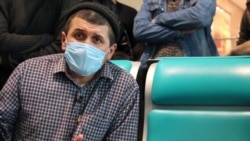 Сотни мигрантов застряли в московском аэропорту из-за коронавируса Сотни мигрантов застряли в московском аэропорту из-за коронавируса