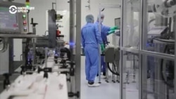 Как россиян прививают от коронавируса и что они говорят о реакции организма Как россиян прививают от коронавируса и что они говорят о реакции организма