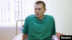 Александр Александров в госпитале