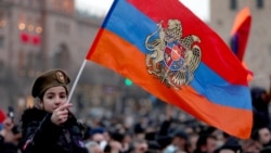 Почему протестующие в Ереване добиваются отставки Пашиняна Почему протестующие в Ереване добиваются отставки Пашиняна