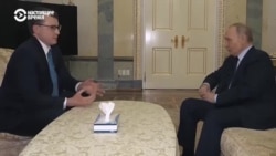 Дешевый кефир, спортзал, церковь. Владимир Путин показал свою квартиру в Кремле  Дешевый кефир, спортзал, церковь. Владимир Путин показал свою квартиру в Кремле
