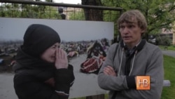 В Праге открылась выставка "Конфликт в Донбассе глазами фотографов" В Праге открылась выставка "Конфликт в Донбассе глазами фотографов"