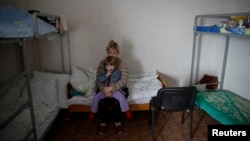 Беженцы в Славянске, март 2015 года