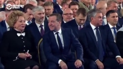 Казахстанцы требуют реакции на заявления Дмитрия Медведева об "искусственном государстве" Казахстанцы требуют реакции на заявления Дмитрия Медведева об "искусственном государстве"