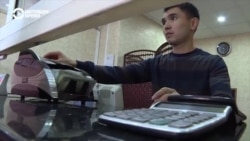 В Кыргызстане появился черный валютный рынок: доллары продают через телеграм-каналы В Кыргызстане появился черный валютный рынок: доллары продают через телеграм-каналы