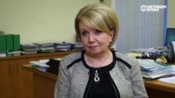 "Пусть не будут решаться никакие городские проблемы, но зато есть видимость монолитности власти". Большое интервью Эмилии Слабуновой "Пусть не будут решаться никакие городские проблемы, но зато есть видимость монолитности власти". Большое интервью Эмилии Слабуновой