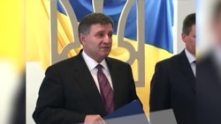Схемы: что делает глава МВД Украины, когда его соратников подозревают в преступлениях Схемы: что делает глава МВД Украины, когда его соратников подозревают в преступлениях