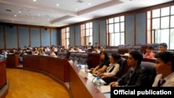 Uzbekistan students