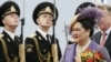 Королева Сирикит во время визита в Москву в июле 2007 года