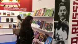 Там пахнет книгами и там пахнет деньгами: что происходило на крупнейшей в мире книжной ярмарке Там пахнет книгами и там пахнет деньгами: что происходило на крупнейшей в мире книжной ярмарке