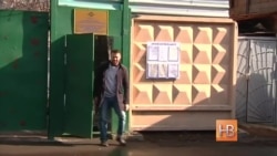 Алексей Навальный вышел из-под ареста Алексей Навальный вышел из-под ареста