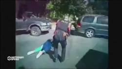 Полиция города Шарлотт опубликовала видео убийства Кита Скотта Полиция города Шарлотт опубликовала видео убийства Кита Скотта