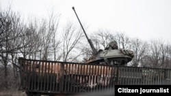 Танк в Углегорске, Донецкая область Украины