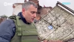 Хинштейн запечатлел себя на фоне разрушенных сел в Курской области Хинштейн запечатлел себя на фоне разрушенных сел в Курской области