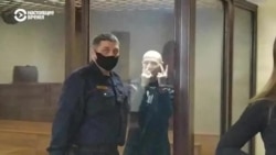 Политзаключенные Беларуси в знак протеста объявляют голодовки и режут руки Политзаключенные Беларуси в знак протеста объявляют голодовки и режут руки