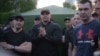 "Кто к забору подойдет – упадет!"