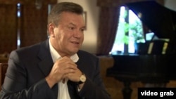 Виктор Янукович дает интервью BBC в июне 2015 года