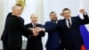 "Господин Путин – удивительный человек, который на белое говорит черное. Я, честно говоря, эти оруэлловские идиомы, я думал, что они в нашем мире уже могут восприниматься как абсурд, но это человек, который зашел сюда, массово режет здесь людей, он говорит о справедливом мире"