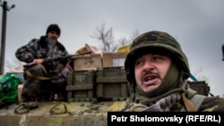 Украинские солдаты в Дебальцево