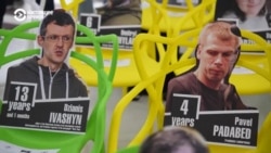 "Чтобы свобода пришла в Беларусь". Акция в Вильнюсе в поддержку сотрудников белорусских СМИ, которые находятся в тюрьмах и колониях "Чтобы свобода пришла в Беларусь". Акция в Вильнюсе в поддержку сотрудников белорусских СМИ, которые находятся в тюрьмах и колониях
