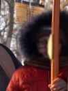 "Я домой хочу". Люди, вывезенные из Донецка в Россию, ждут в автобусах "Я домой хочу". Люди, вывезенные из Донецка в Россию, ждут в автобусах