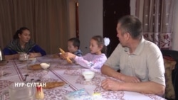 История Каракат из Казахстана, семью которой отправили в китайский лагерь перевоспитания История Каракат из Казахстана, семью которой отправили в китайский лагерь перевоспитания